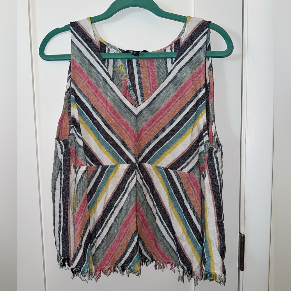Open Back, Fringe Bottom, Tank Top, Size XL